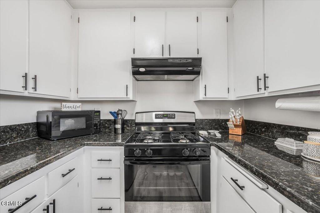 MLS #V1-32552 image #11