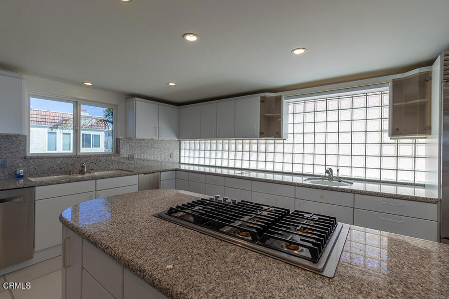 MLS #V1-32567 image #22