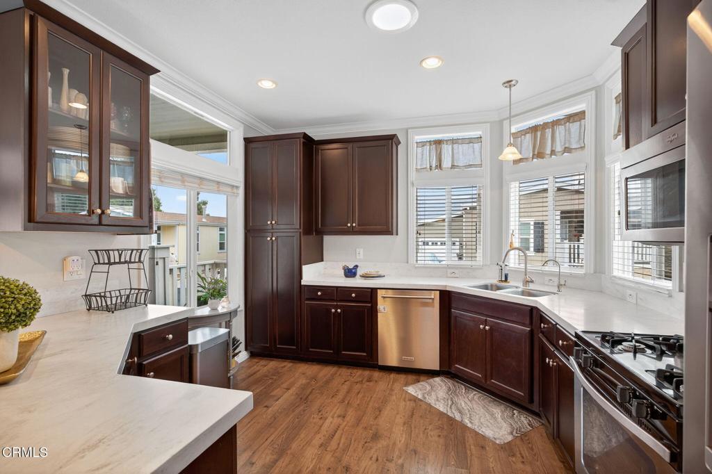 MLS #V1-32571 image #8