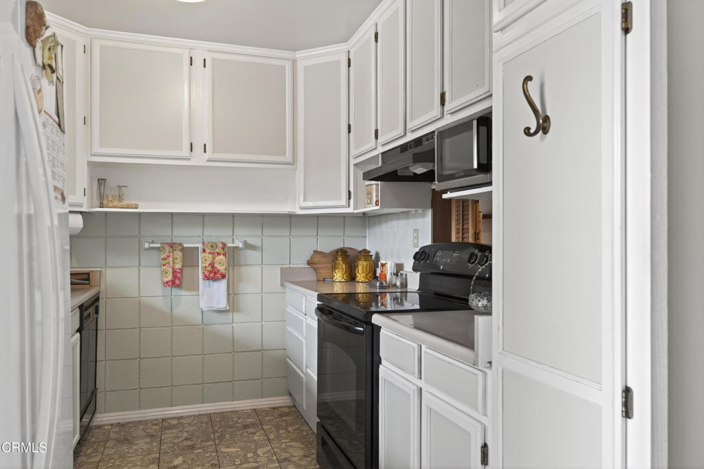 MLS #V1-32583 image #19