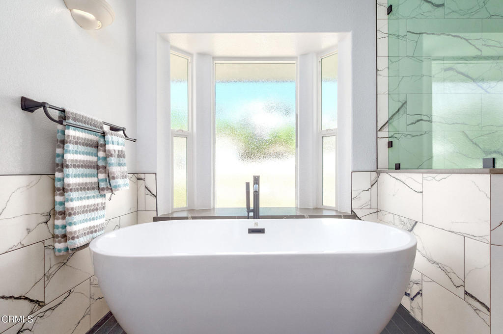 MLS #V1-32584 image #43