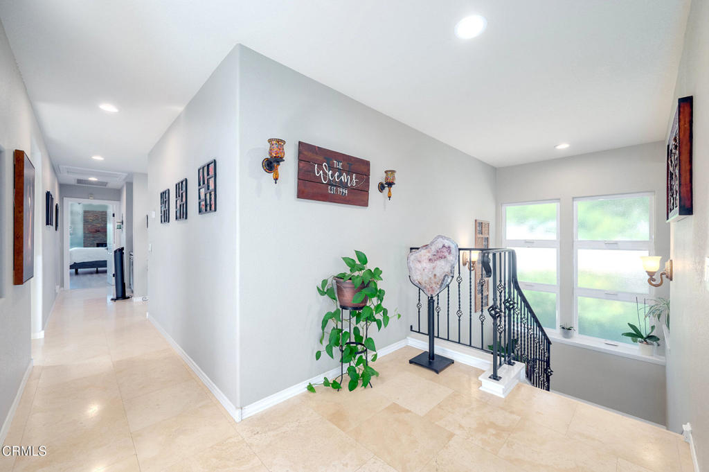 MLS #V1-32584 image #7