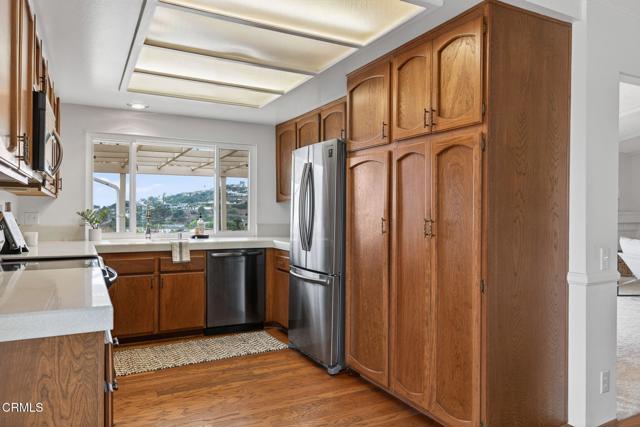 MLS #V1-32594 image #18