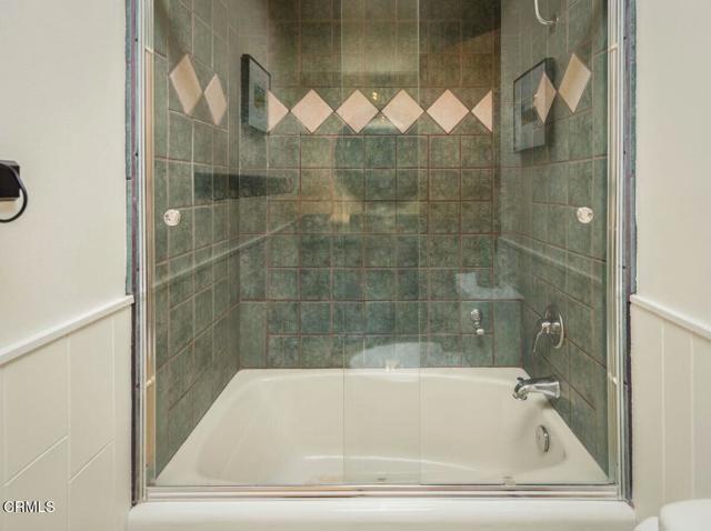 MLS #V1-32596 image #13