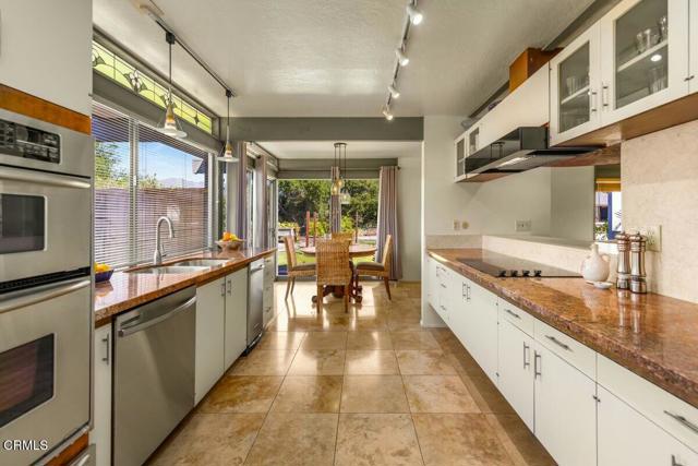 MLS #V1-32596 image #8