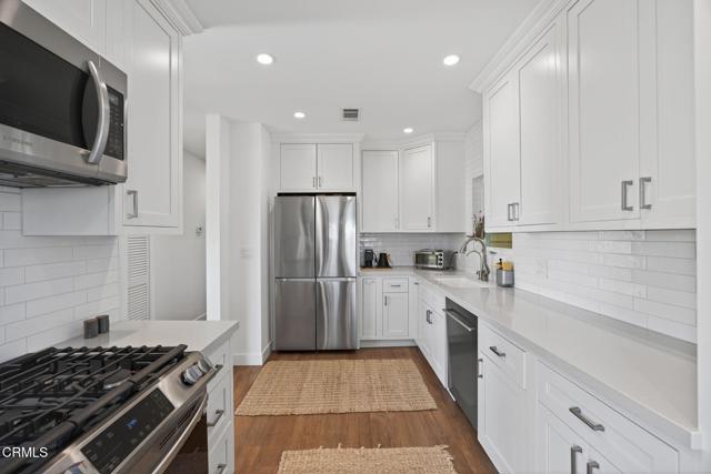 MLS #V1-32606 image #25