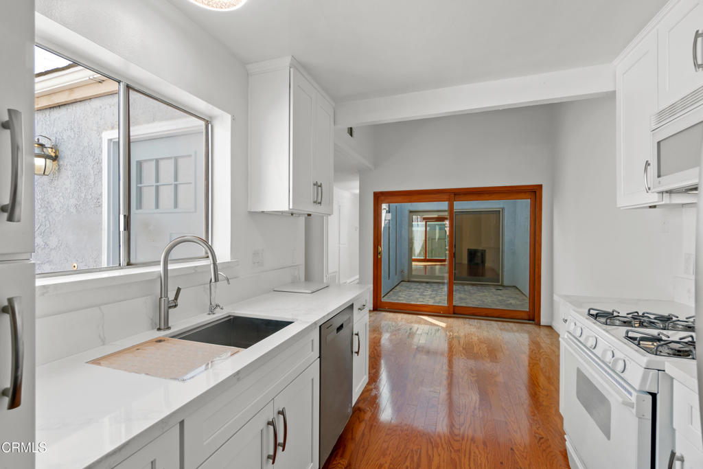 MLS #V1-32632 image #13