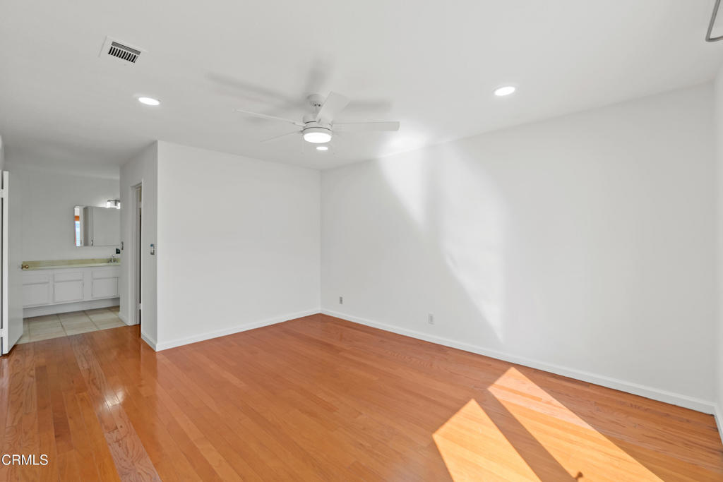 MLS #V1-32632 image #25