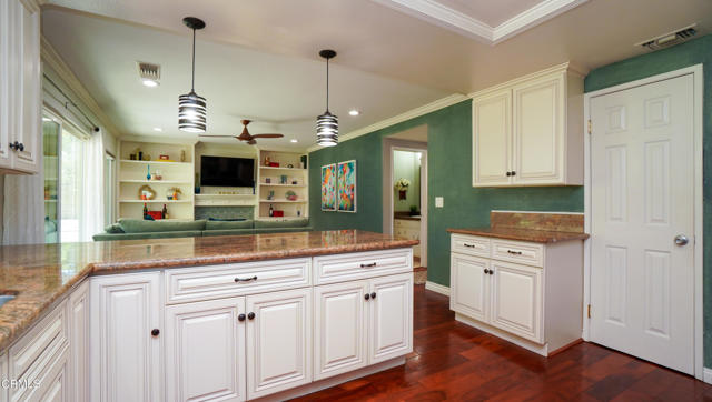 MLS #V1-32655 image #11