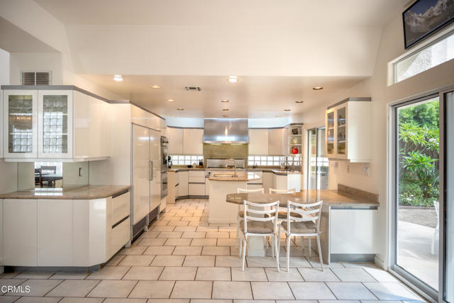 MLS #V1-32662 image #14