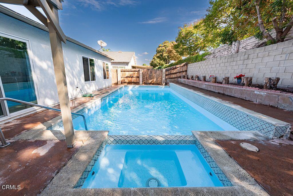 MLS #V1-32670 image #19