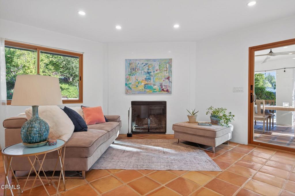 MLS #V1-32671 image #15