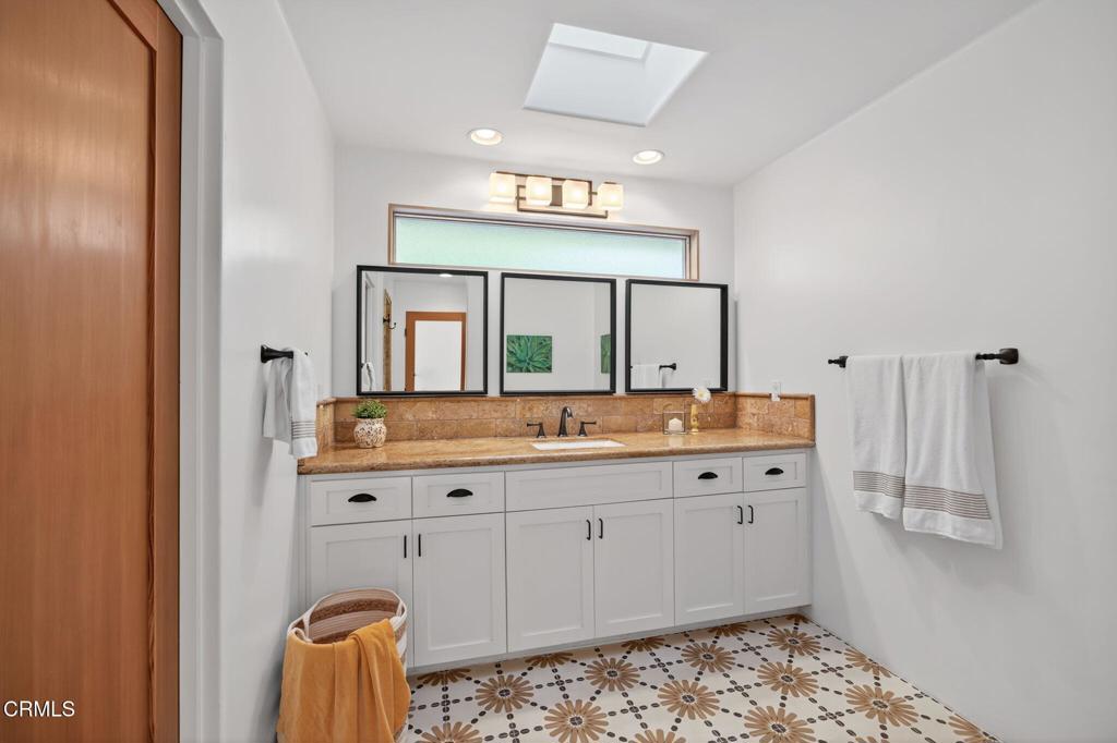 MLS #V1-32671 image #28