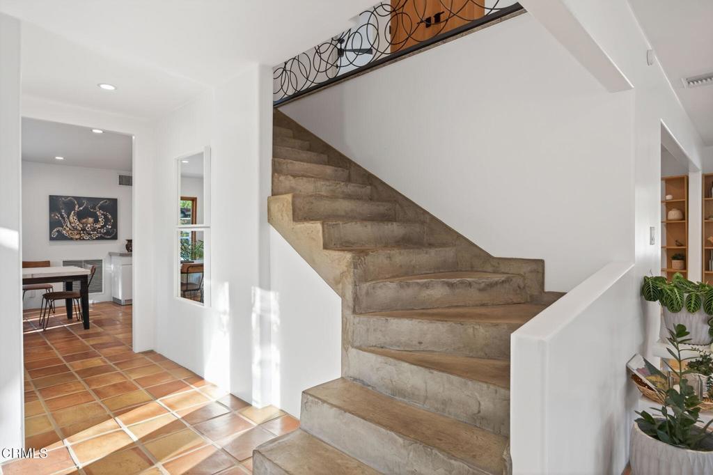 MLS #V1-32671 image #32