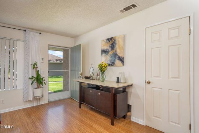 MLS #V1-32672 image #3