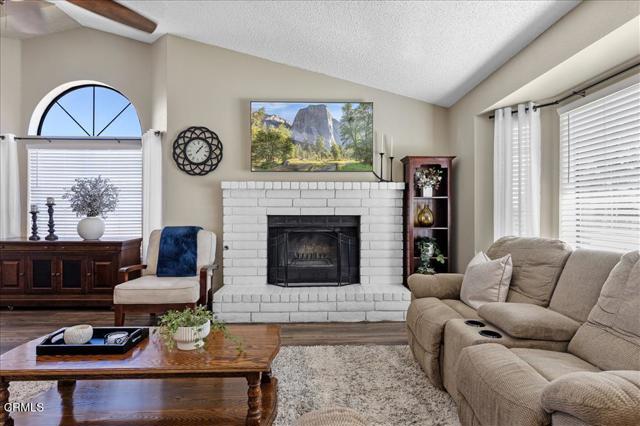 MLS #V1-32686 image #6