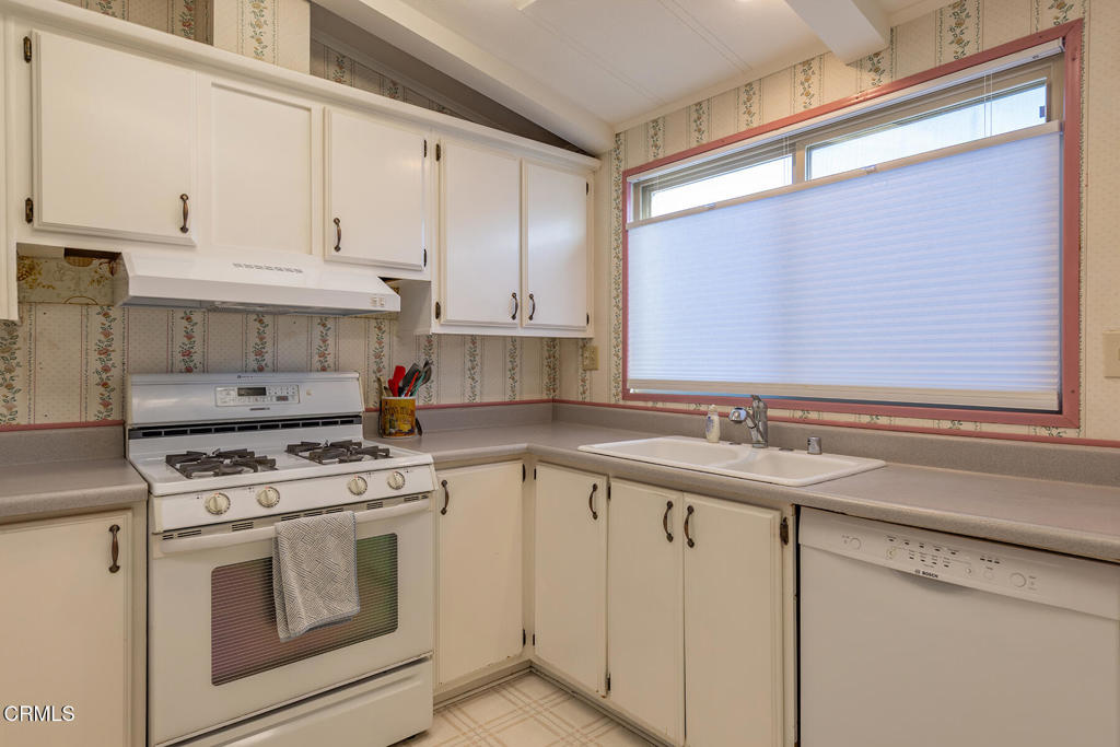 MLS #V1-32693 image #22