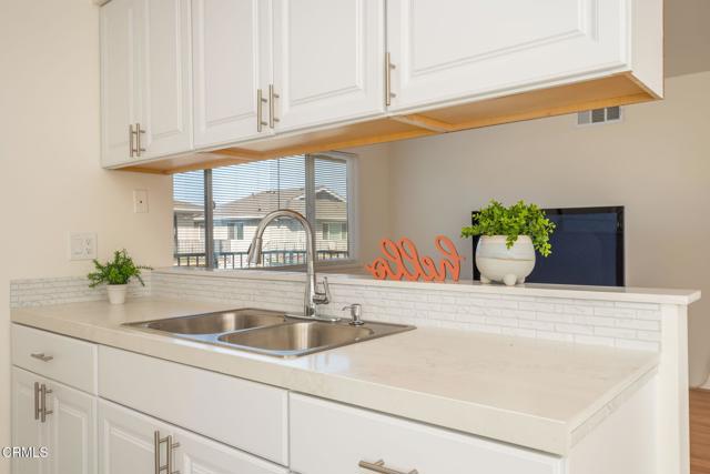 MLS #V1-32694 image #9