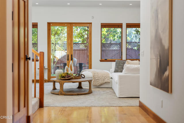 MLS #V1-32700 image #2