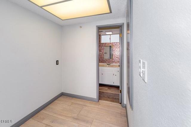 MLS #V1-32714 image #11