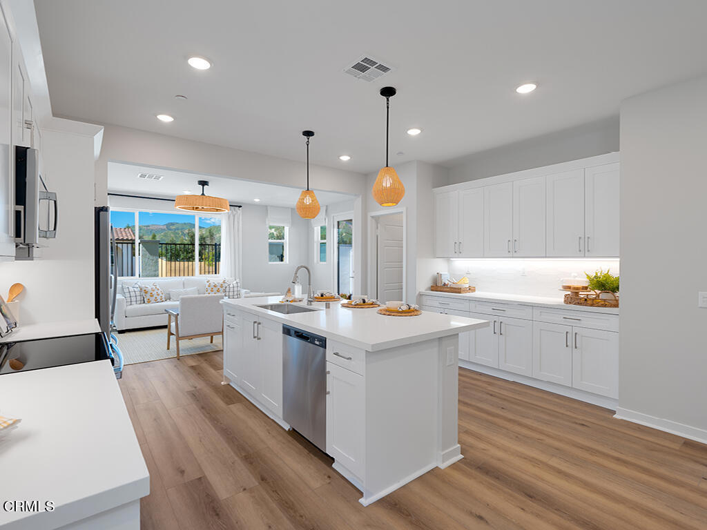 MLS #V1-32718 image #6