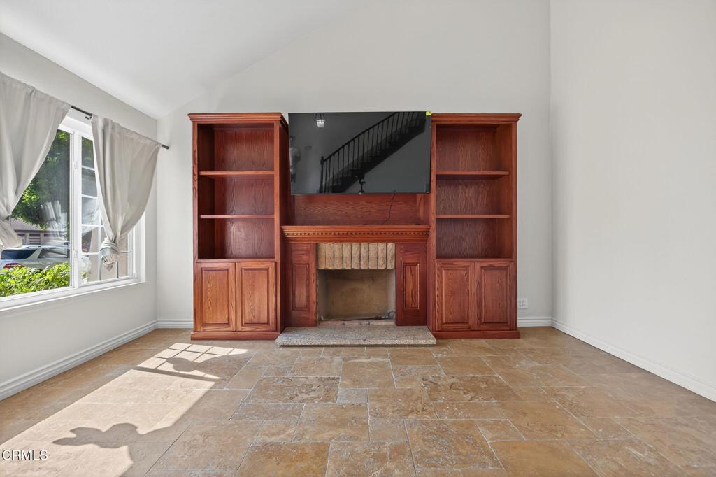 MLS #V1-32723 image #5