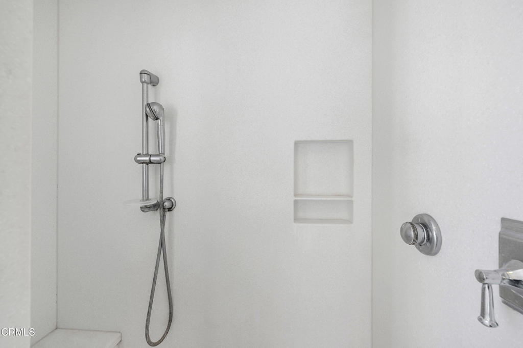 MLS #V1-32743 image #14