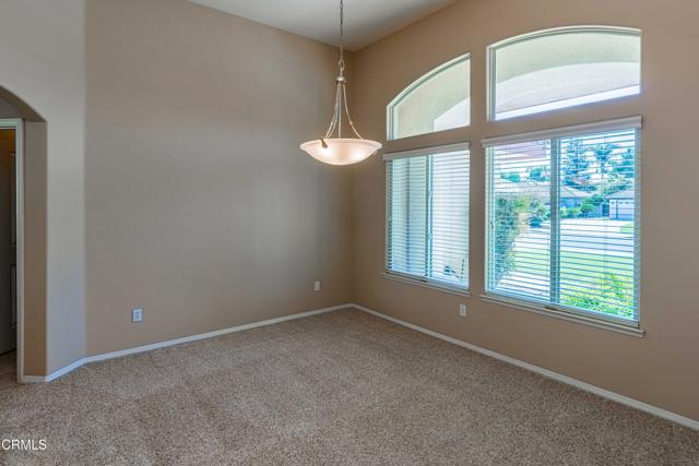 MLS #V1-32752 image #9