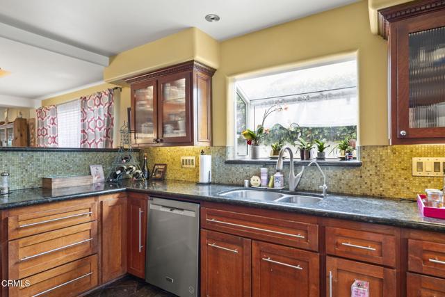 MLS #V1-32756 image #10