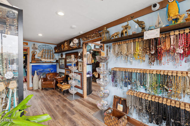 MLS #V1-32757 image #8