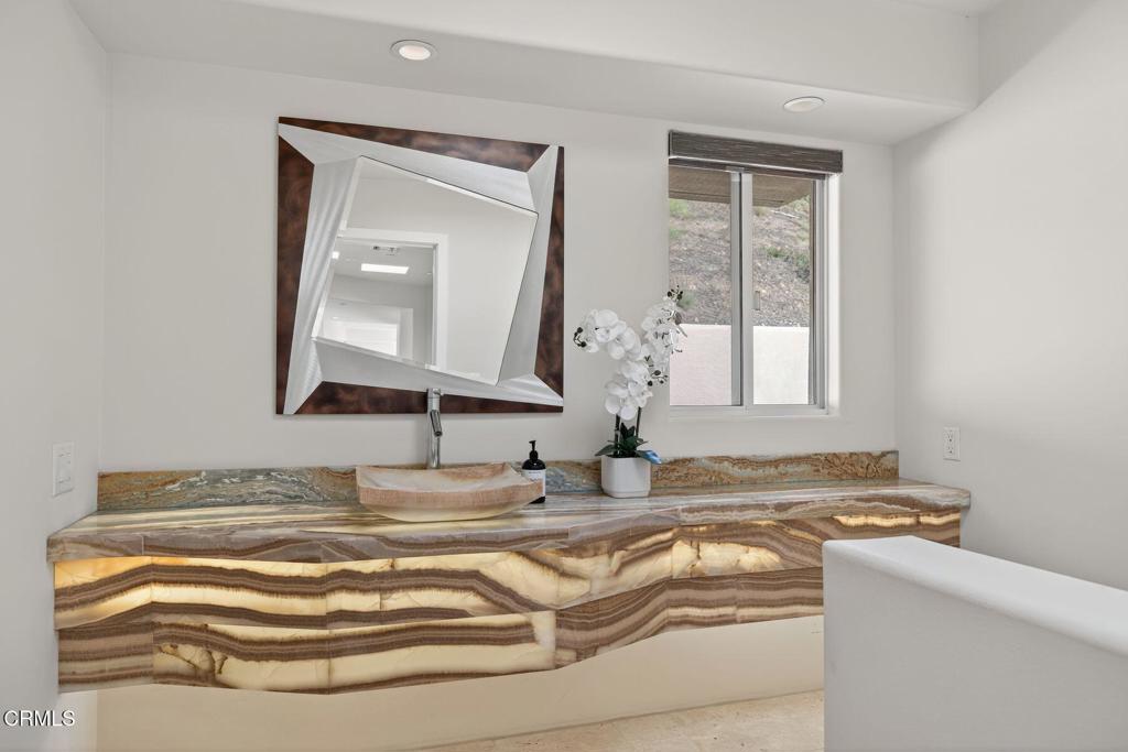 MLS #V1-32764 image #23