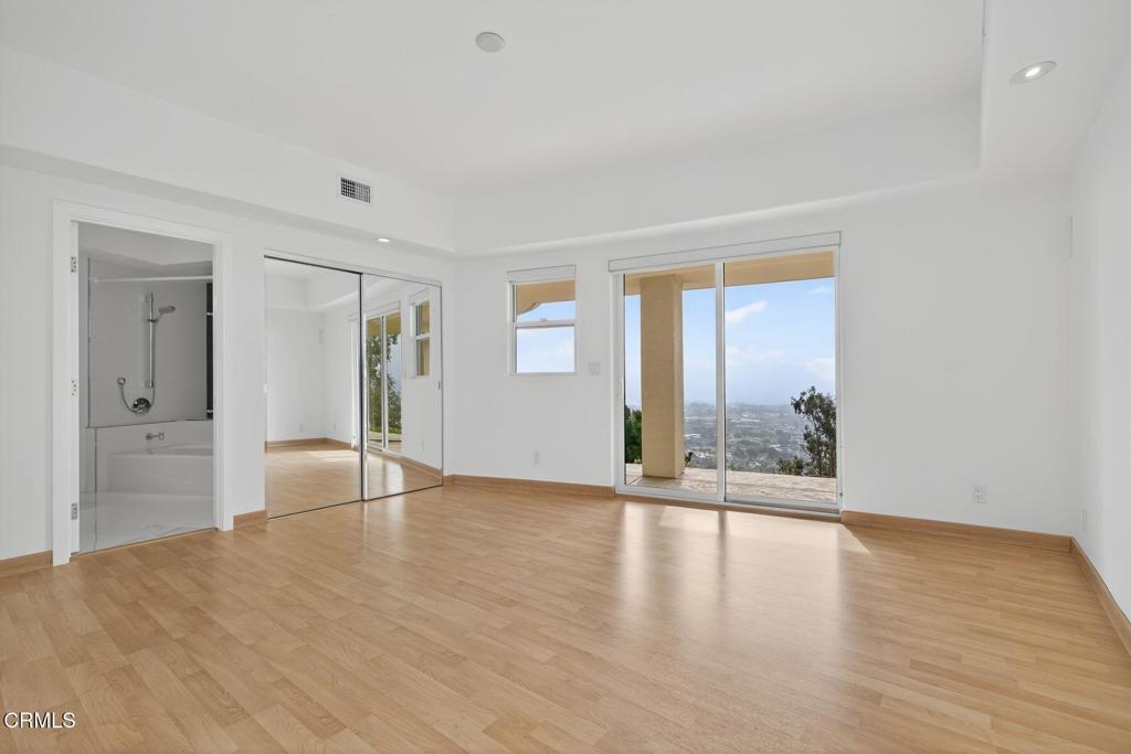 MLS #V1-32764 image #27