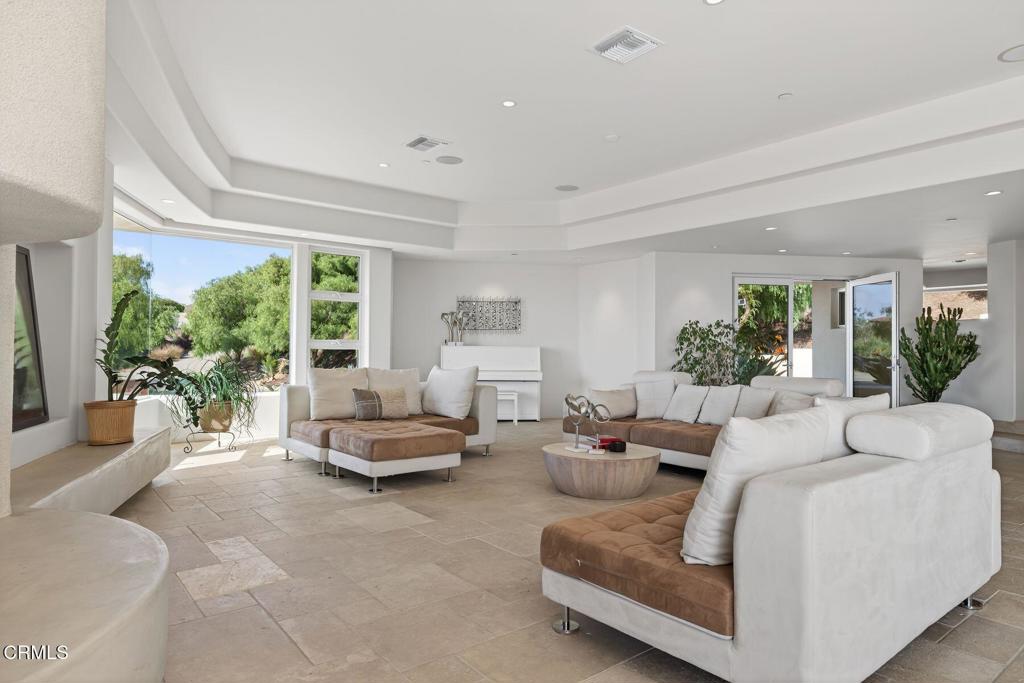 MLS #V1-32764 image #5