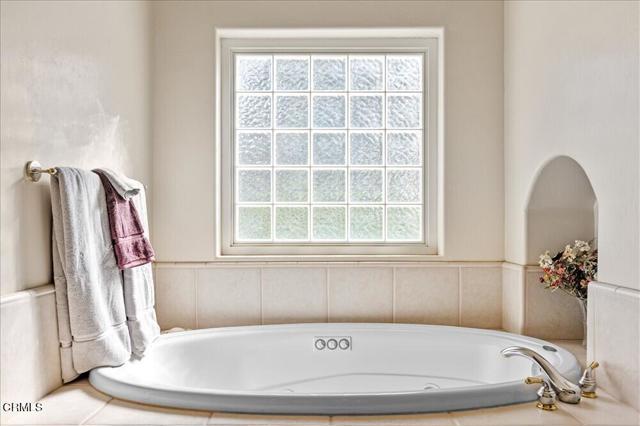 MLS #V1-32768 image #40