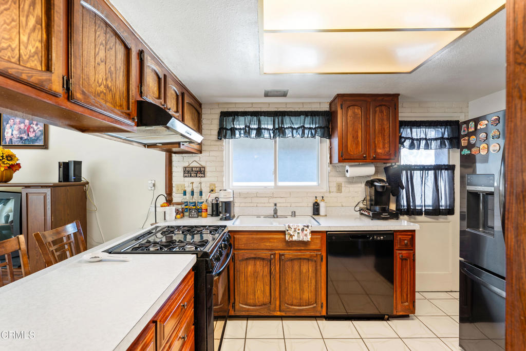 MLS #V1-32787 image #8