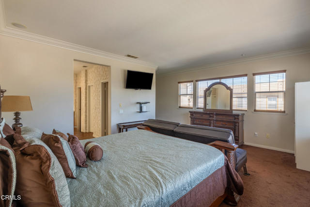 MLS #V1-32340 image #27