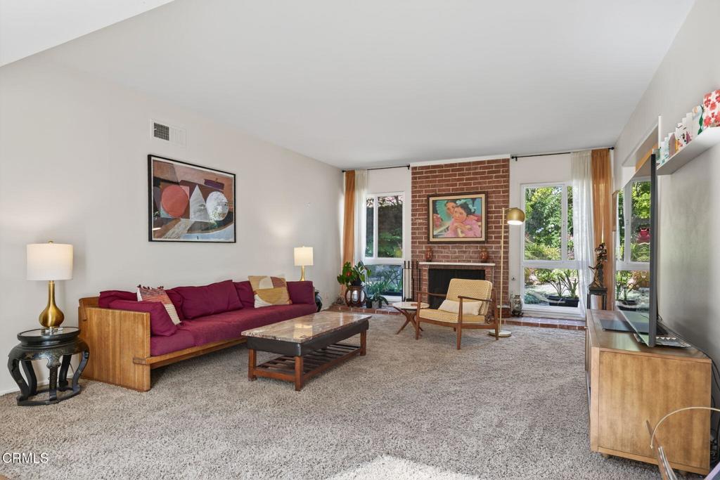 MLS #V1-32813 image #6