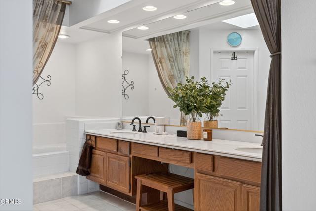 MLS #V1-32816 image #33