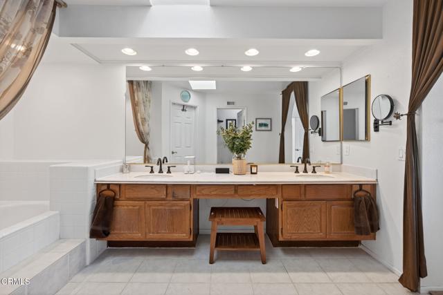 MLS #V1-32816 image #34