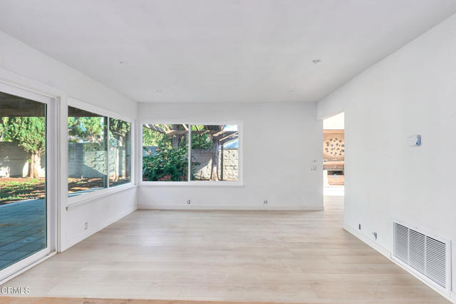 MLS #V1-32823 image #15