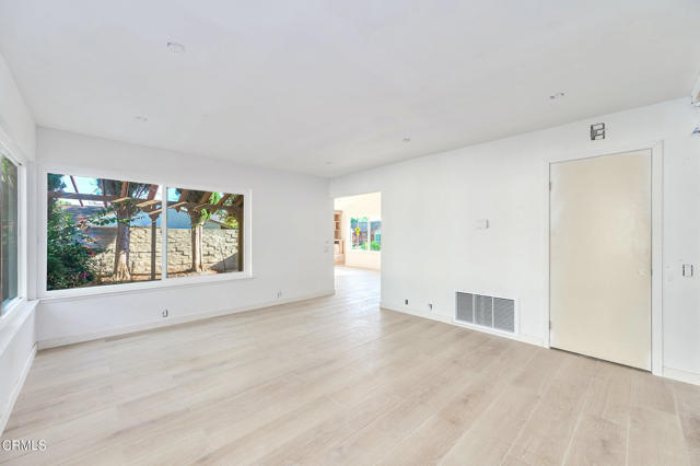 MLS #V1-32823 image #16