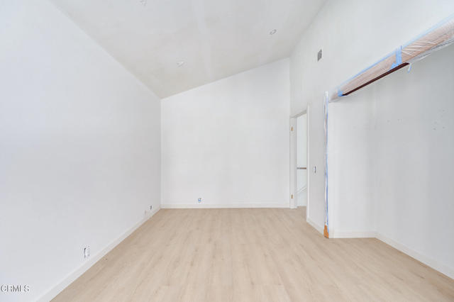 MLS #V1-32823 image #18