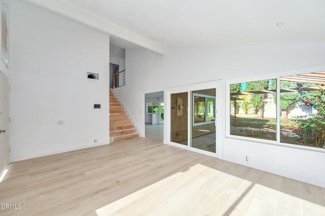 MLS #V1-32823 image #2