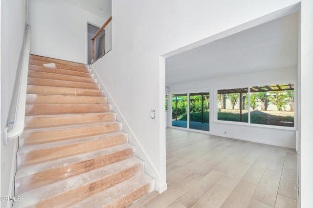 MLS #V1-32823 image #6