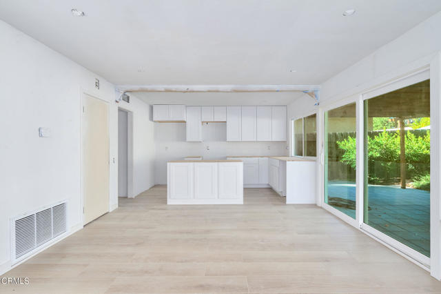 MLS #V1-32823 image #8