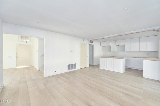 MLS #V1-32823 image #9