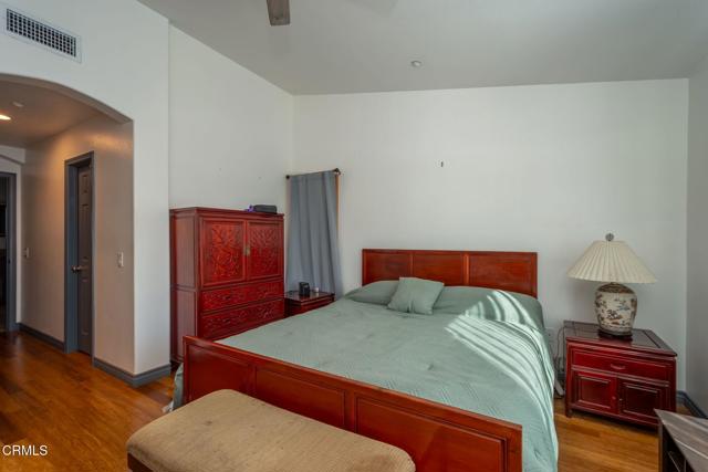 MLS #V1-32824 image #21