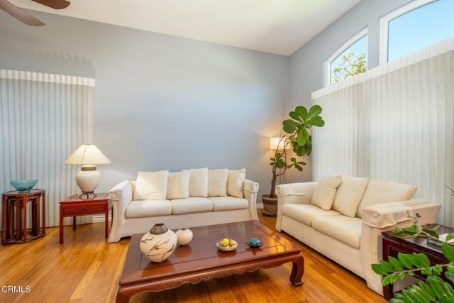 MLS #V1-32824 image #6