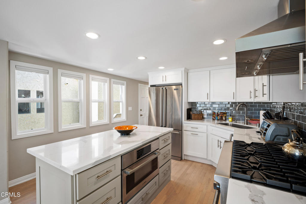 MLS #V1-32840 image #14