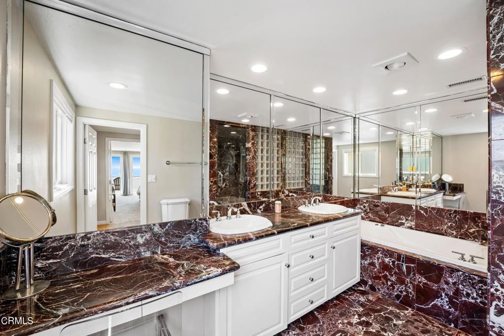 MLS #V1-32840 image #26